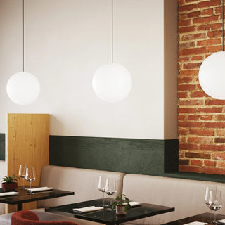 Luster Ailati Sferis moderni luster s opalnim staklom E27